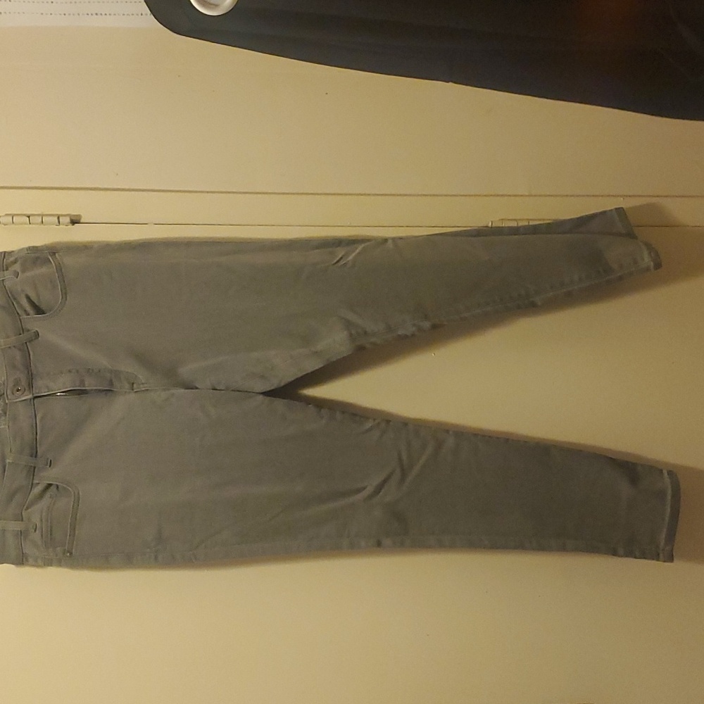 Women's stretch jeans